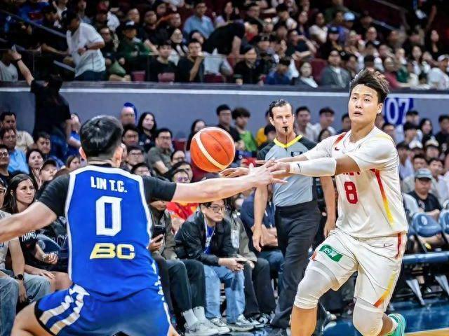 九游娱乐-险胜！郭士强赛后吐真言，男篮更衣室这一幕太动人