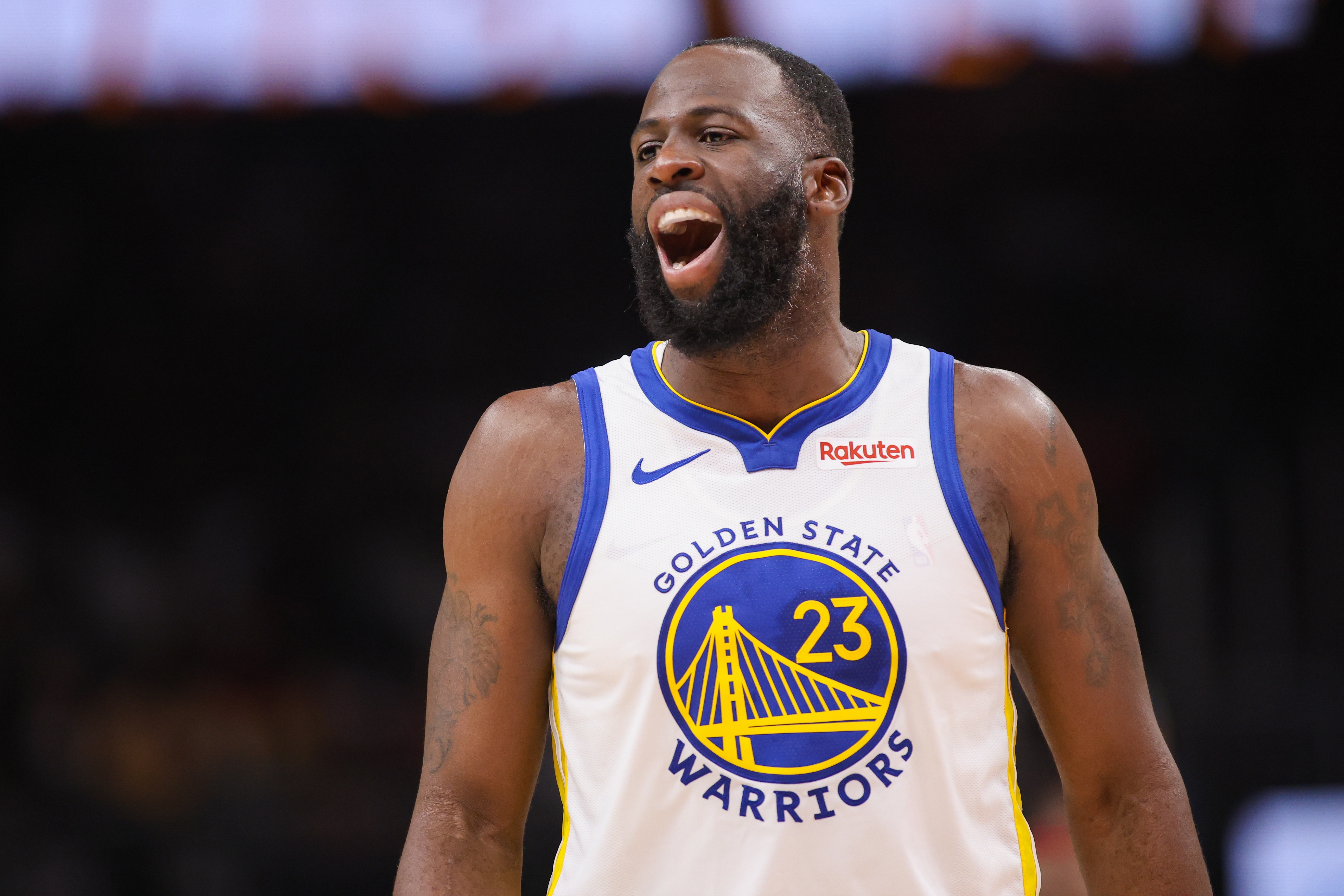 九游娱乐-完全不出手！追梦半场0出手 得分挂蛋仅得4板4助1抢&amp;有3次失误